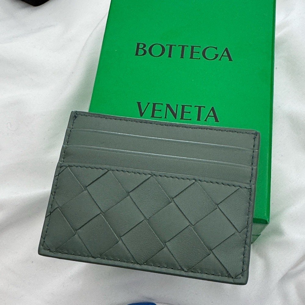 Bottega Veneta Intrecciato Card Holder in Forest Green Brand new